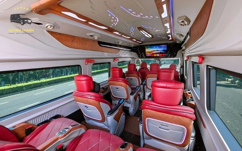 Trải nghiệm dịch vụ và phong cách phục vụ hành khách