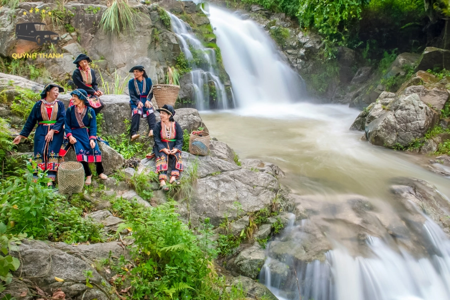 Thác Khuôn Tát: Kinh Nghiệm Du Lịch Và Thời Điểm Check-In Đẹp Nhất