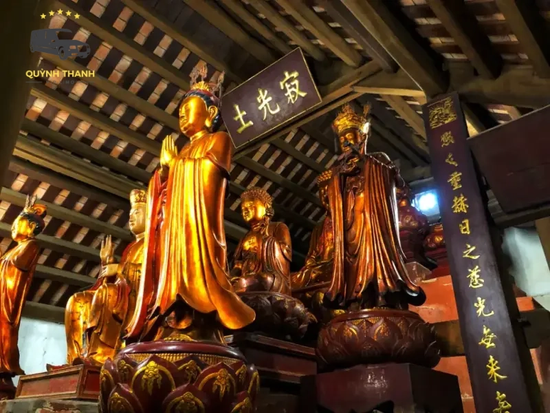 Tượng Phật và điêu khắc