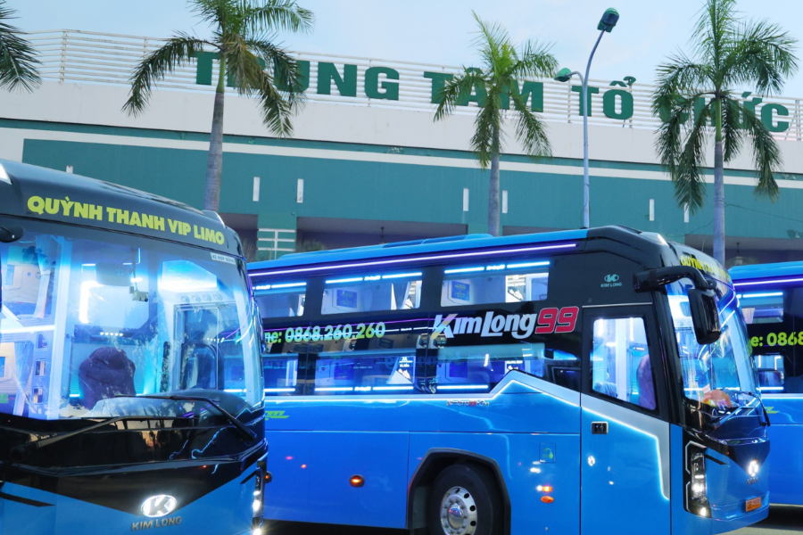 Xe Limousine 28 chỗ
