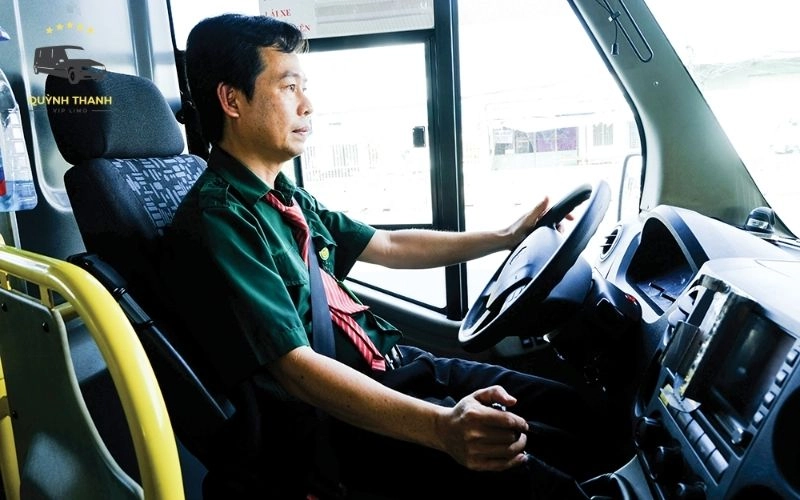 Trải nghiệm dịch vụ khách hàng và phong cách phục vụ của đội ngũ nhân viên