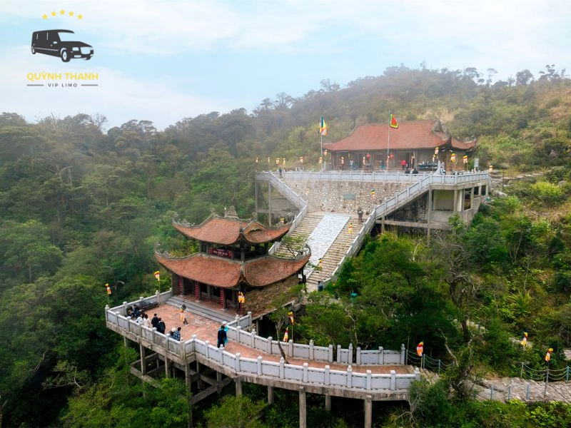 Từ chân núi đến chùa Thượng