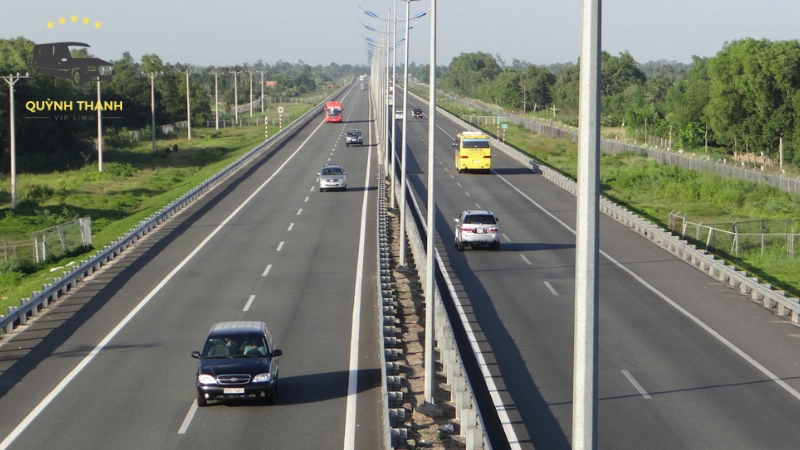 Lộ trình di chuyển chi tiết bằng đường bộ