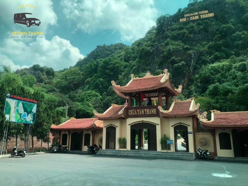 Những trải nghiệm và lưu ý quan trọng khi tham quan Chùa Tam Thanh