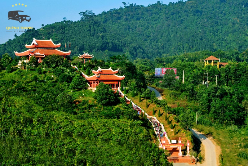 Tham quan Di tích lịch sử quốc gia đặc biệt ATK Định Hóa