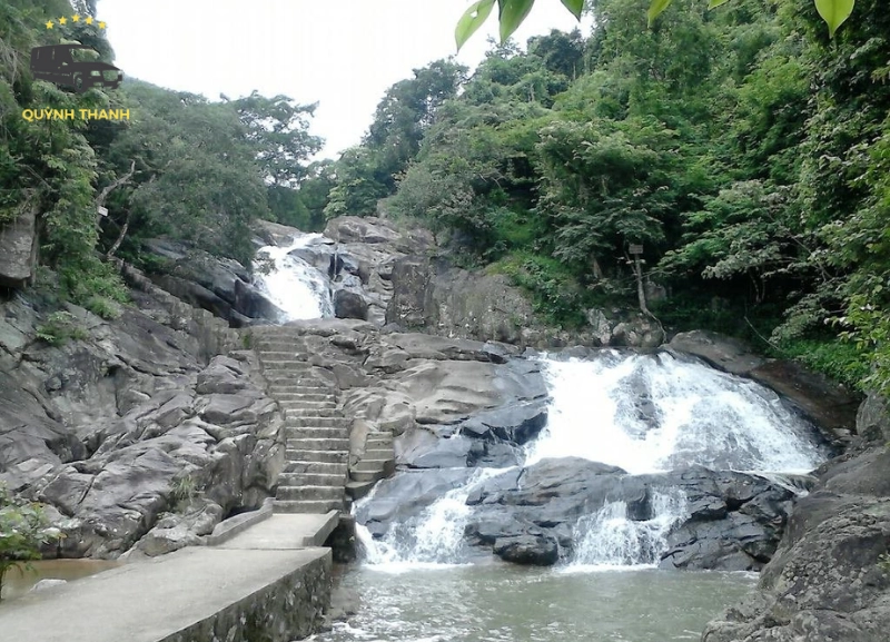 Khu du lịch sinh thái Suối Mỡ