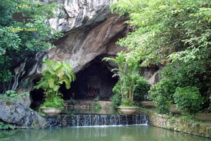 Động Tam Thanh với cấu trúc độc đáo